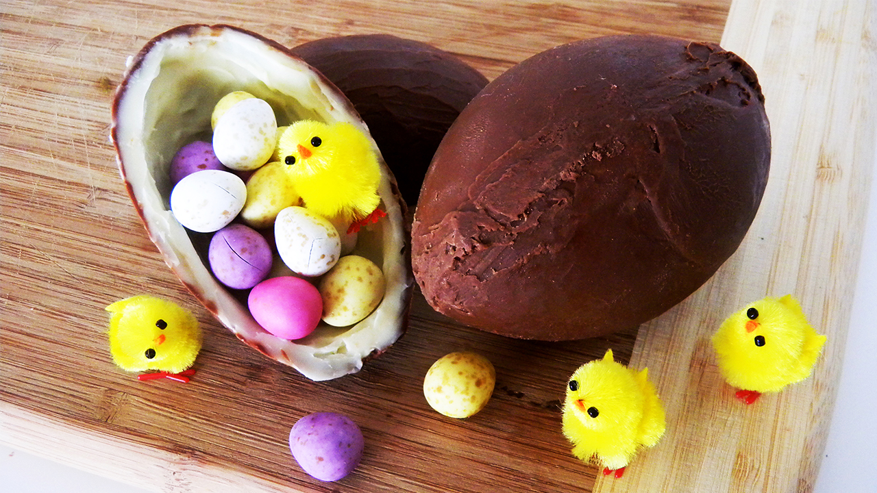 Pankobunny DIY Kinder Eggs 