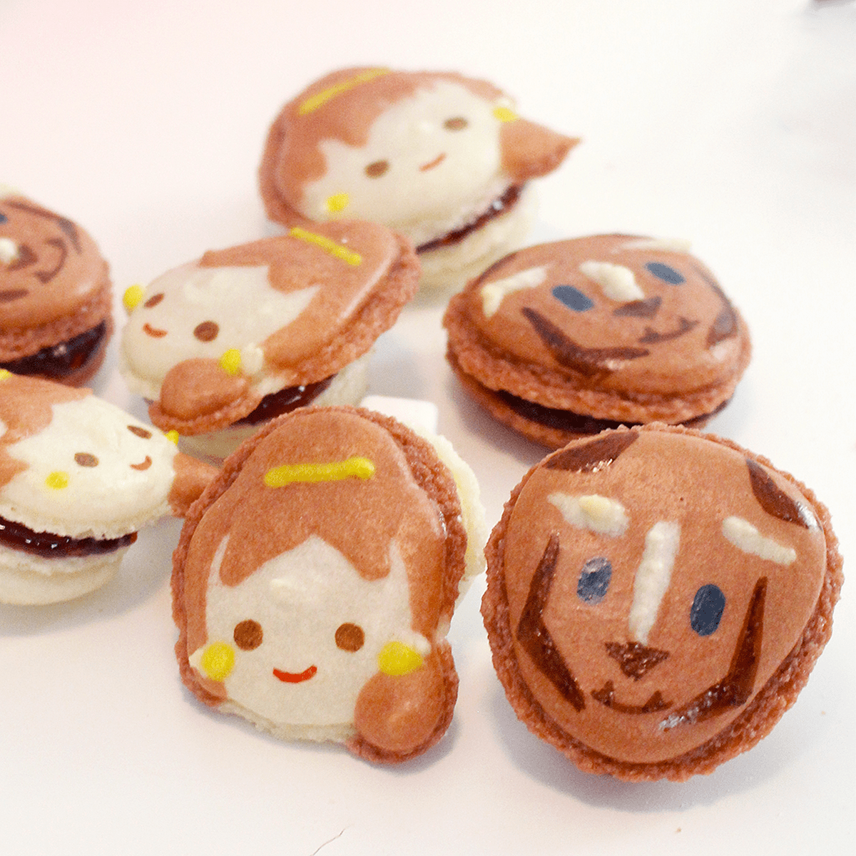 Beauty and the Beast Macarons - Pankobunny