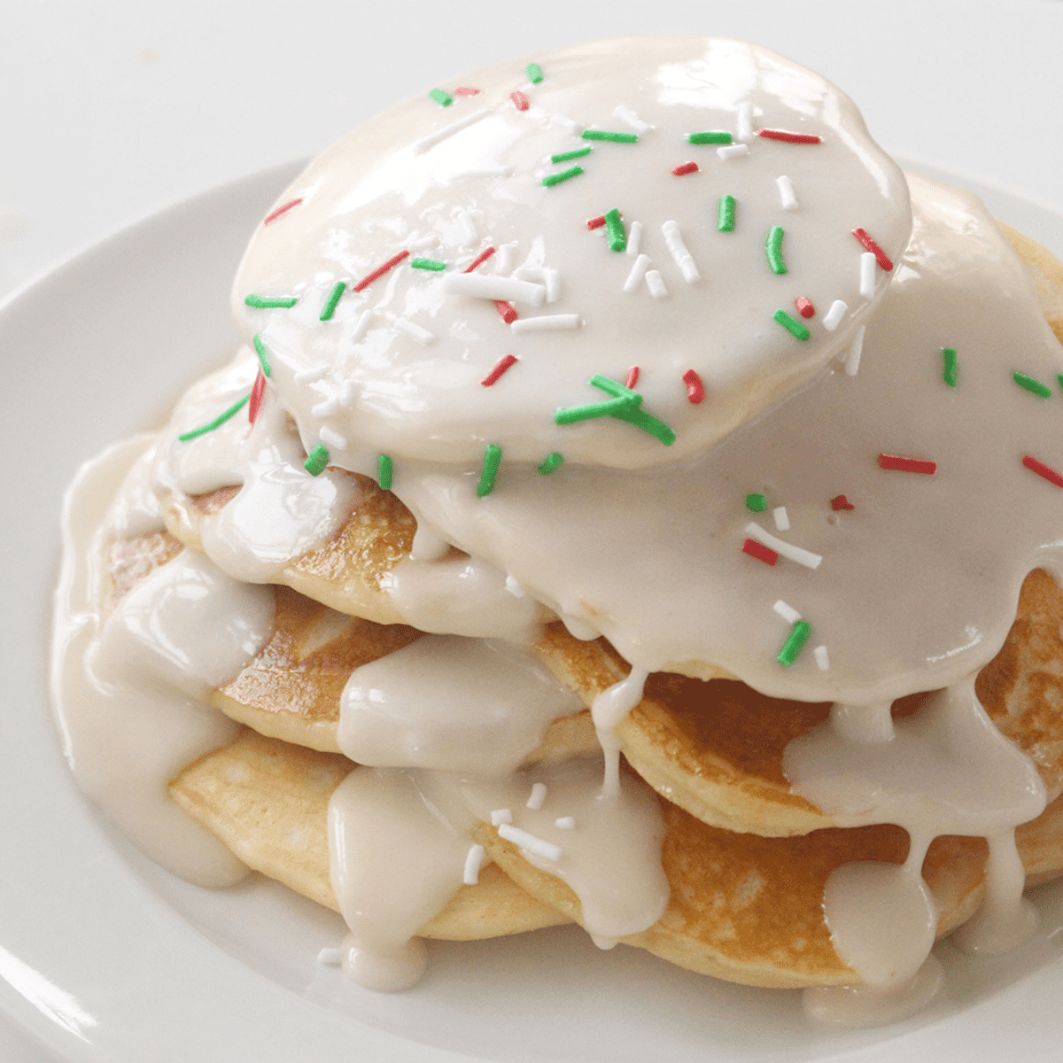 Fluffy Eggnog Pancakes - Pankobunny