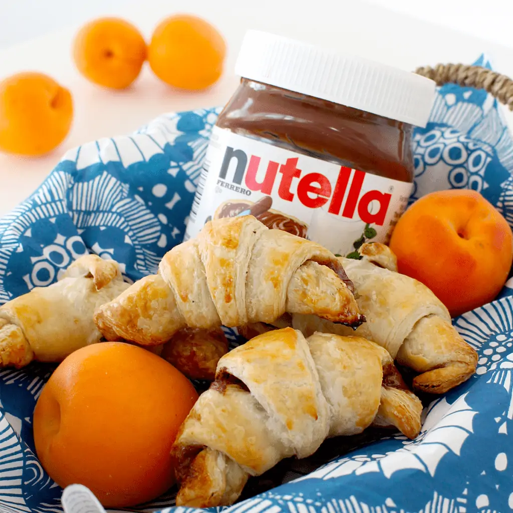 Nutella Apricot Croissants 1200