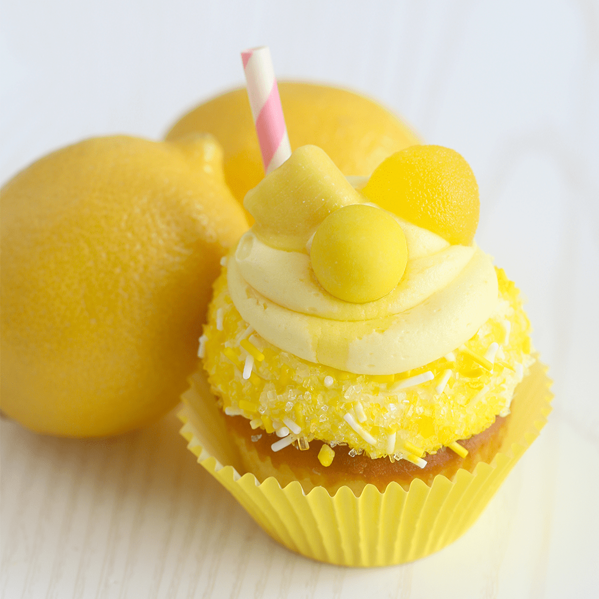 Sweet and Sour Lemonade Cupcakes - Pankobunny