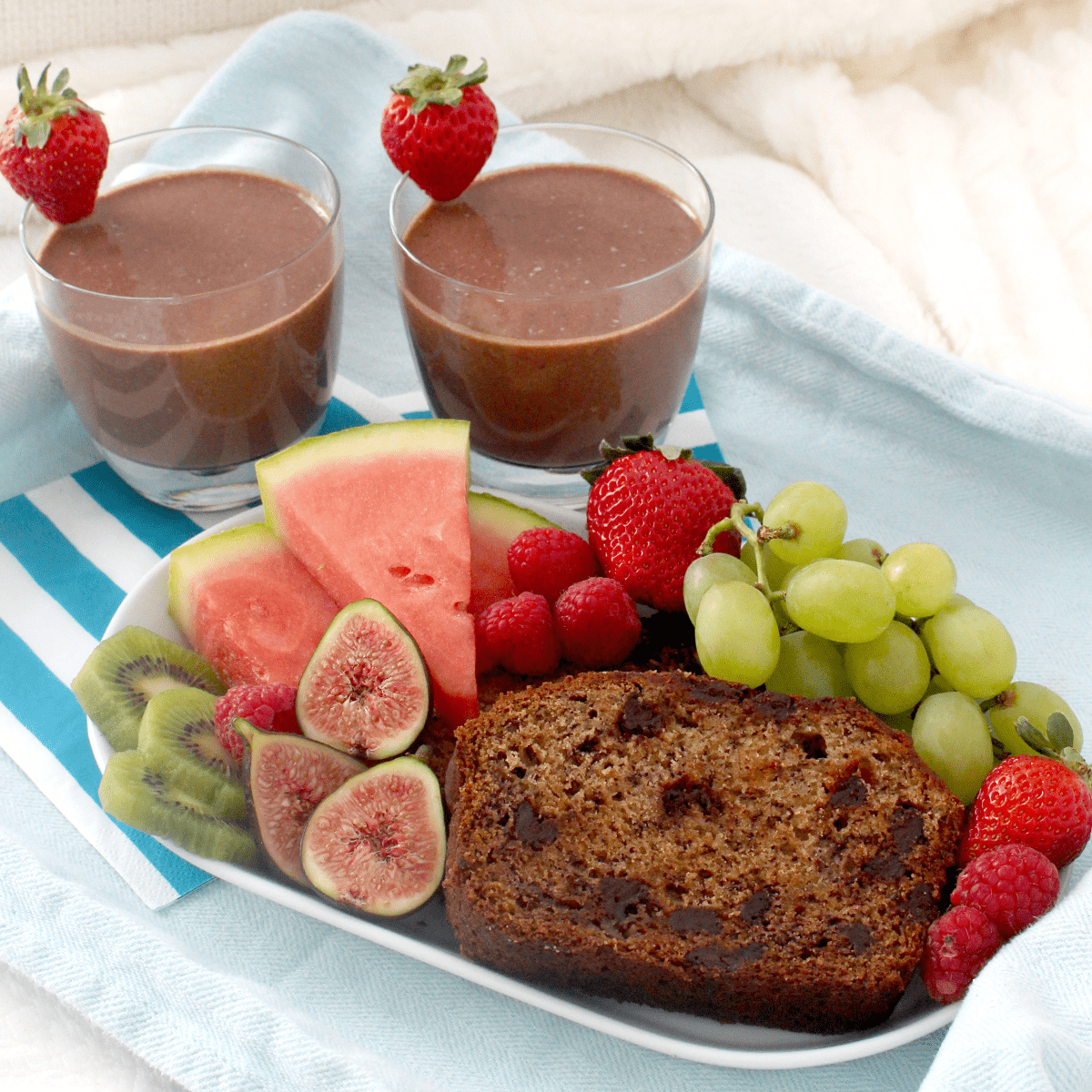 Valentine’s Breakfast in Bed - Pankobunny