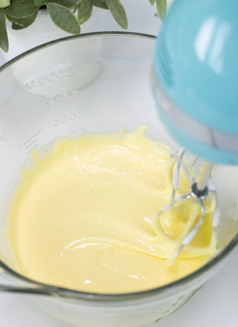 make the roll cake batter