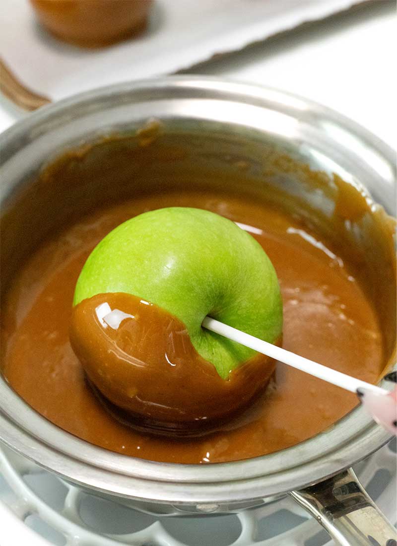 dip apples in caramel