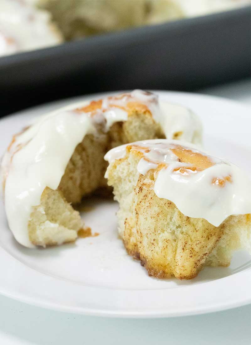 cinnamon bun cake